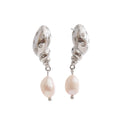 Cubic zirconia freshwater pearl geometric earrings in gold-plated stainless steel with freshwater pearl and cubic zirconia.