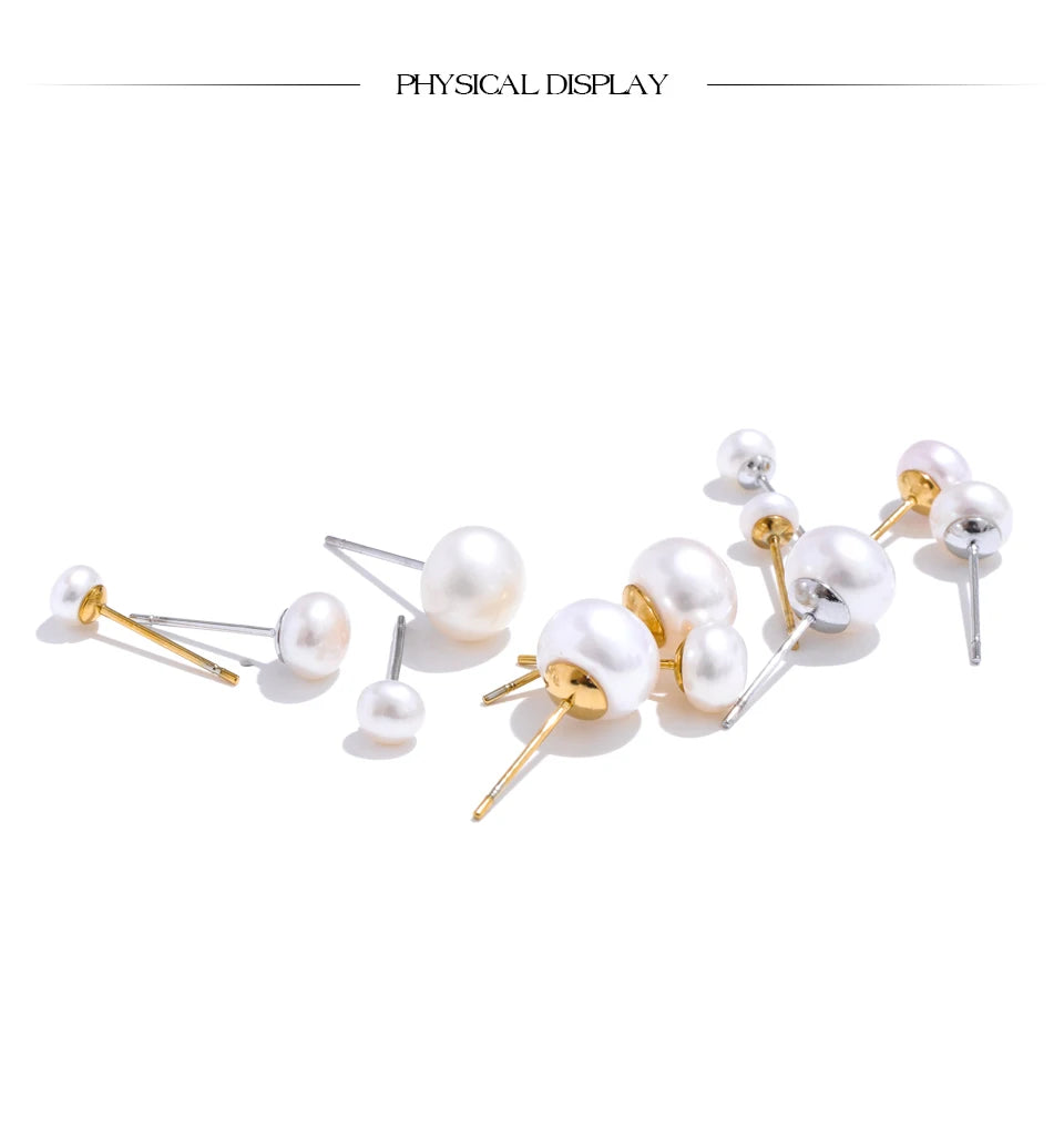 Freshwater pearl geometric earrings in gold-plated stainless steel with freshwater pearl.