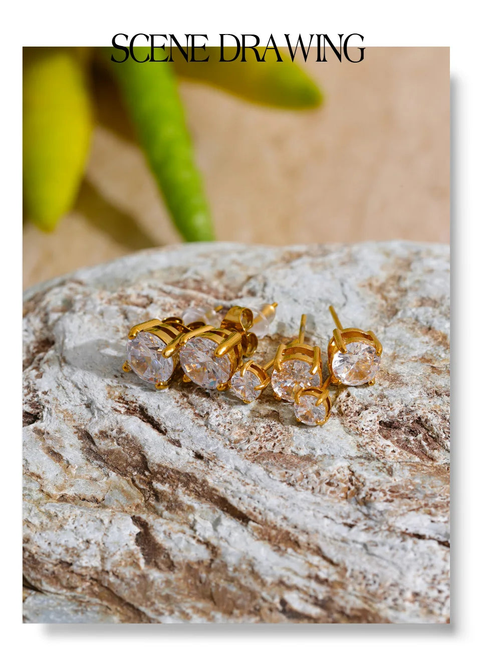Cubic zirconia geometric earrings in gold-plated stainless steel with cubic zirconia.