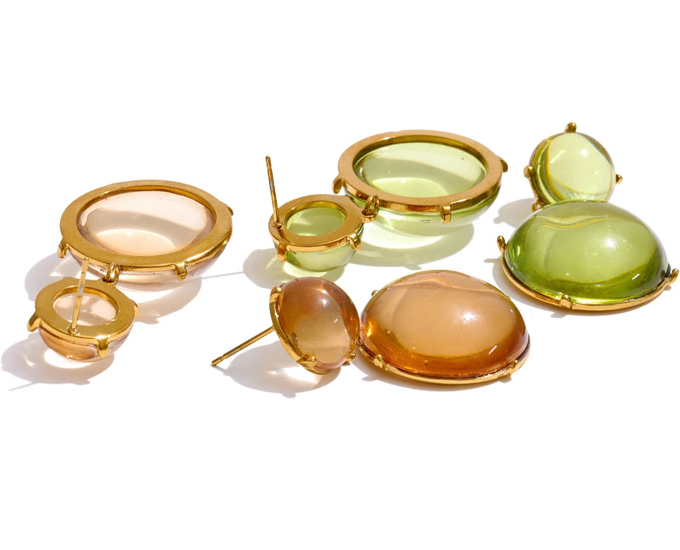 Green resin acrylic earrings in gold-plated stainless steel with resin and acrylic.