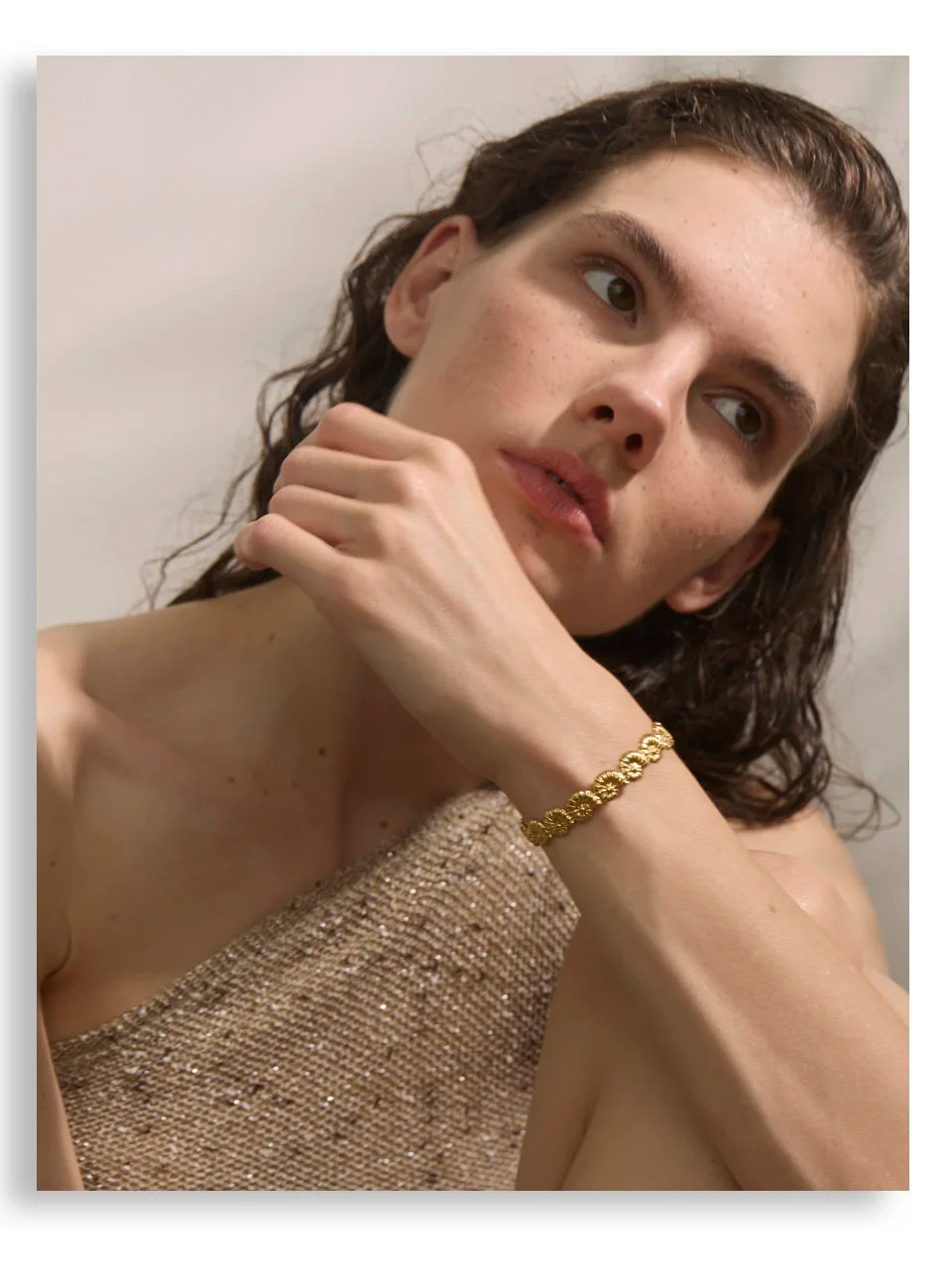 Shell Star Geometric Bracelet — Gold-Plated Stainless Steel with Shell · PS2123