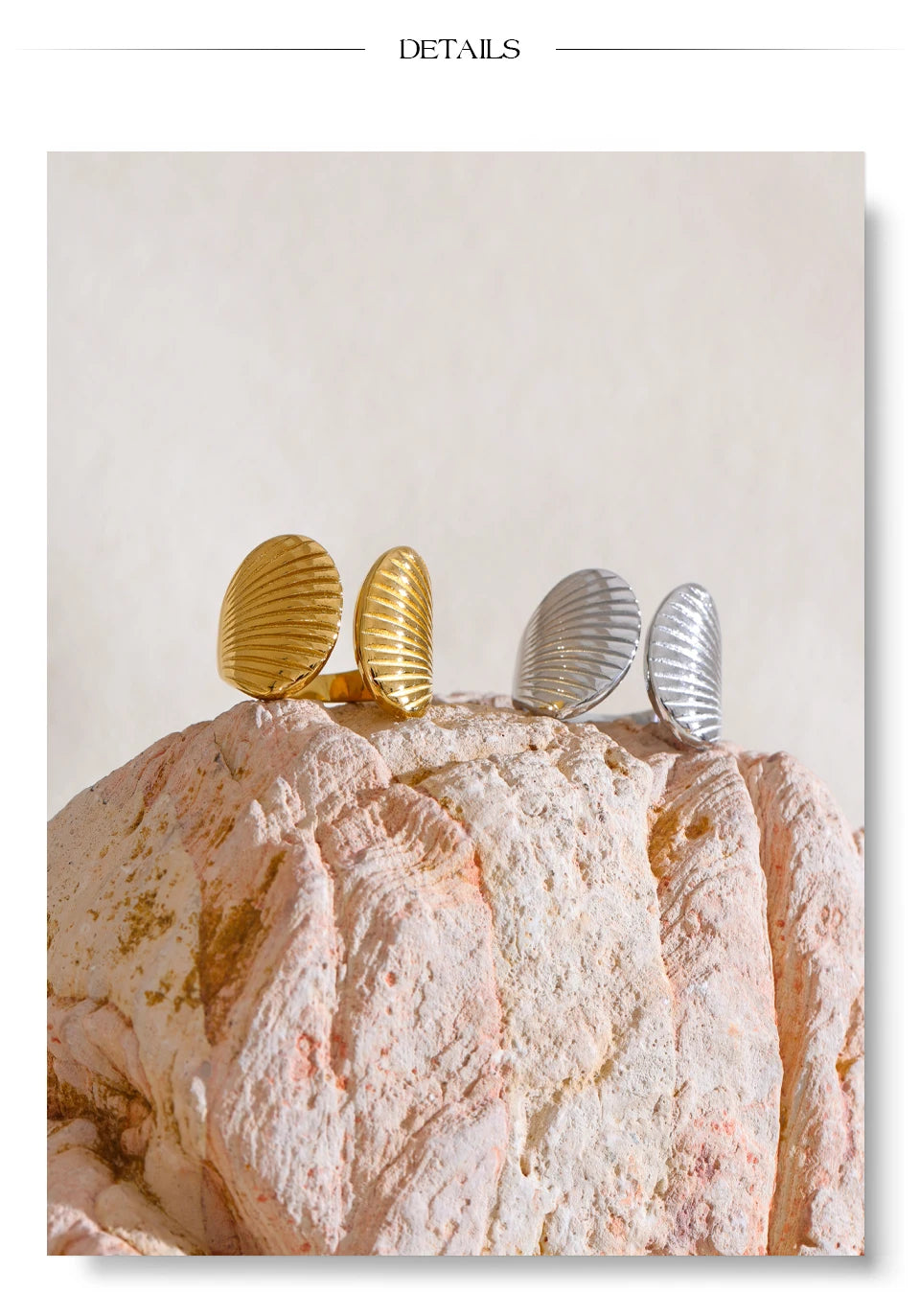 Shell geometric ring in gold-plated stainless steel with shell.