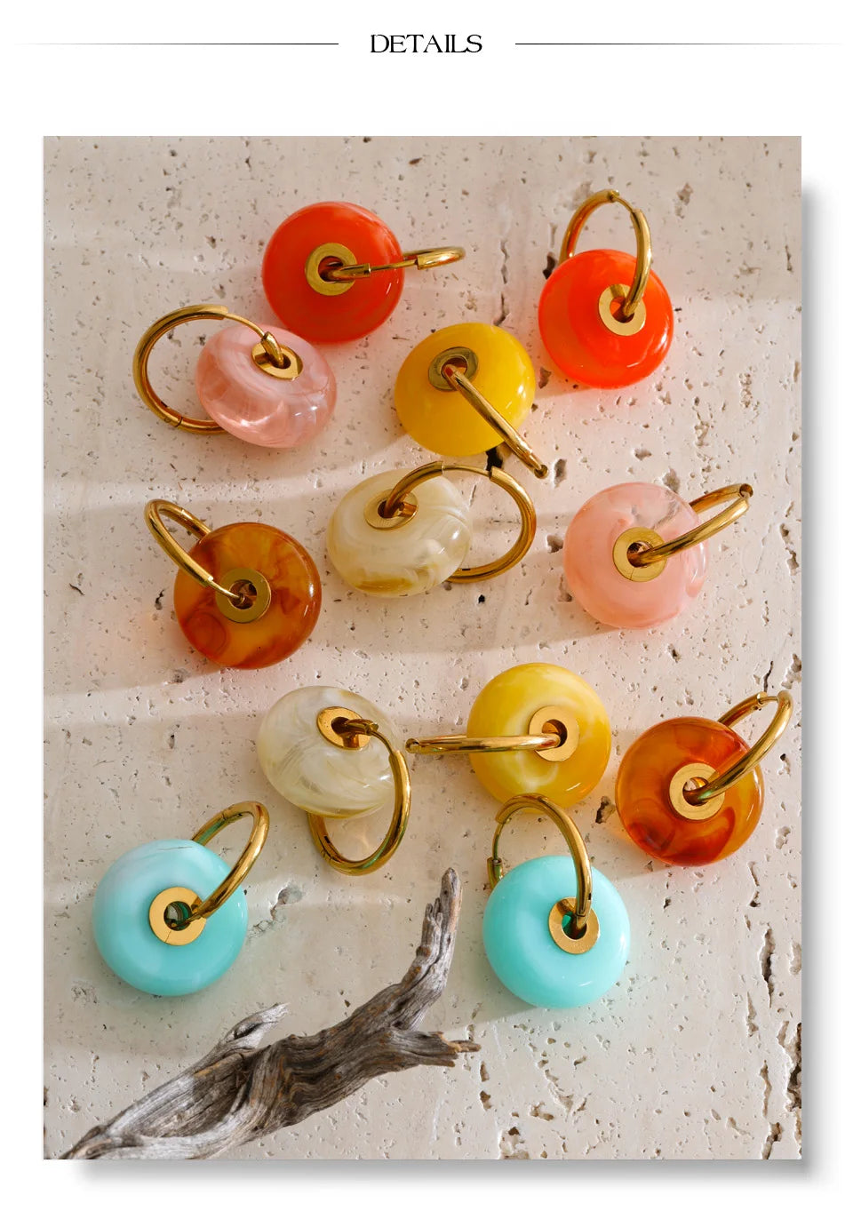 Resin acrylic geometric earrings in gold-plated stainless steel with resin and acrylic.