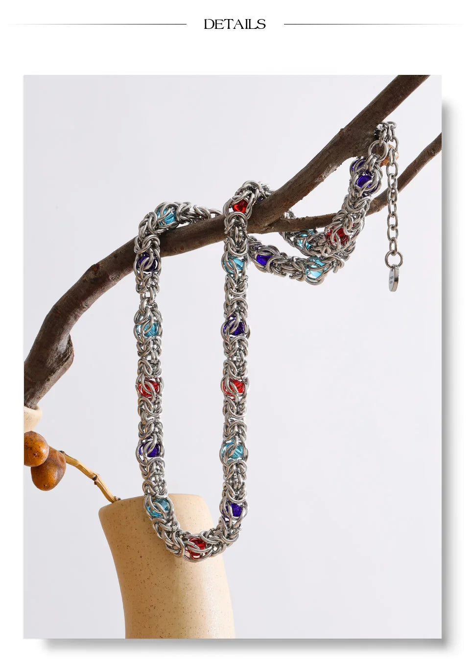 Glass natural stone multi-color necklace in gold-plated stainless steel with natural stone.
