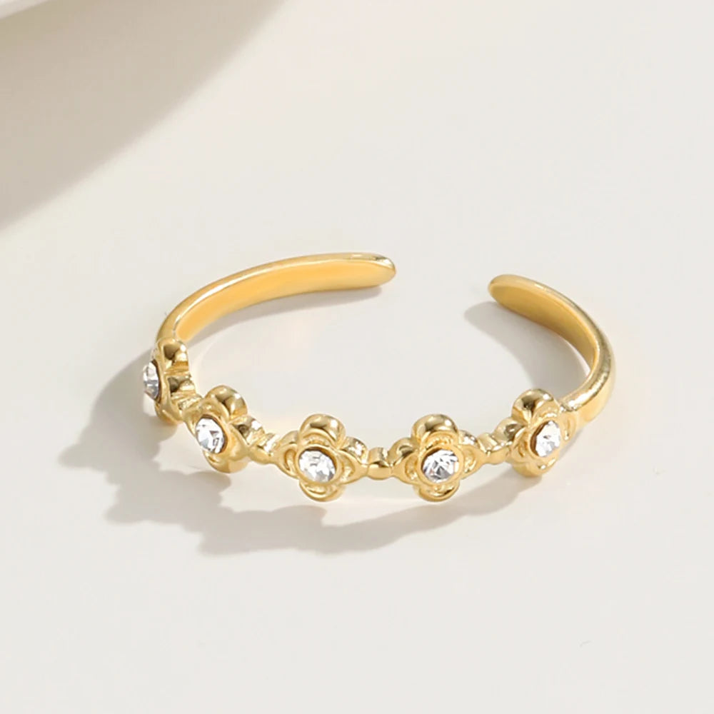 Floral Zircon Ring — 316L Stainless Steel · PS432