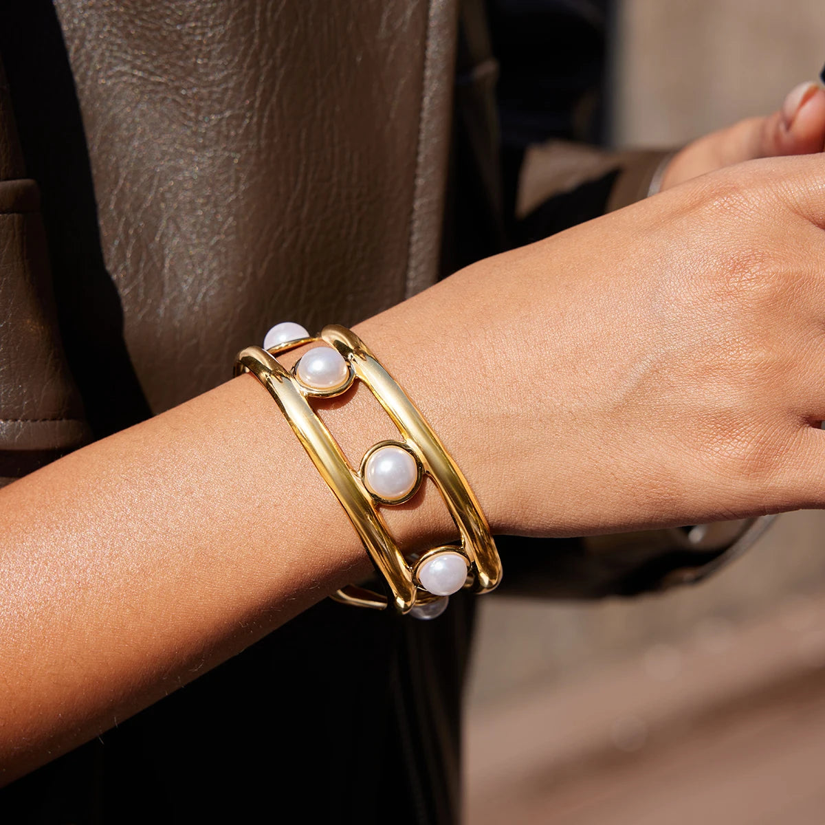 Pearl Bead Bracelet Stack — Stainless Steel · PS030