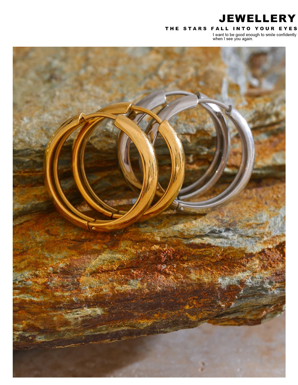 Geometric earrings in gold-plated stainless steel.