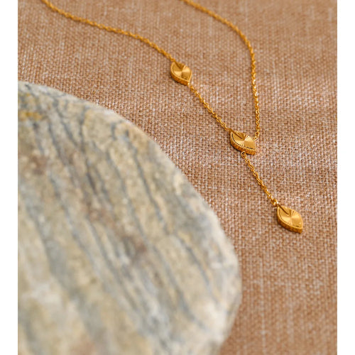 Chain necklace in gold-plated stainless steel.