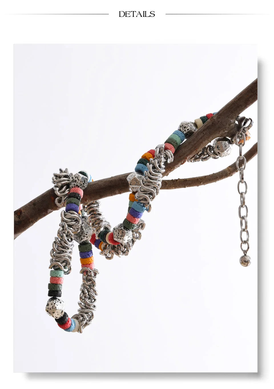 Glass natural stone geometric necklace in gold-plated stainless steel with natural stone.