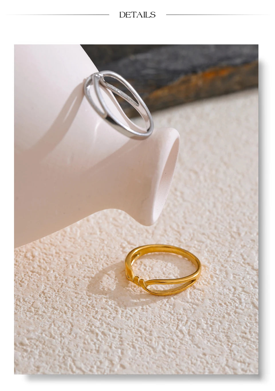 Minimalist geometric ring in 18K gold-plated stainless steel.