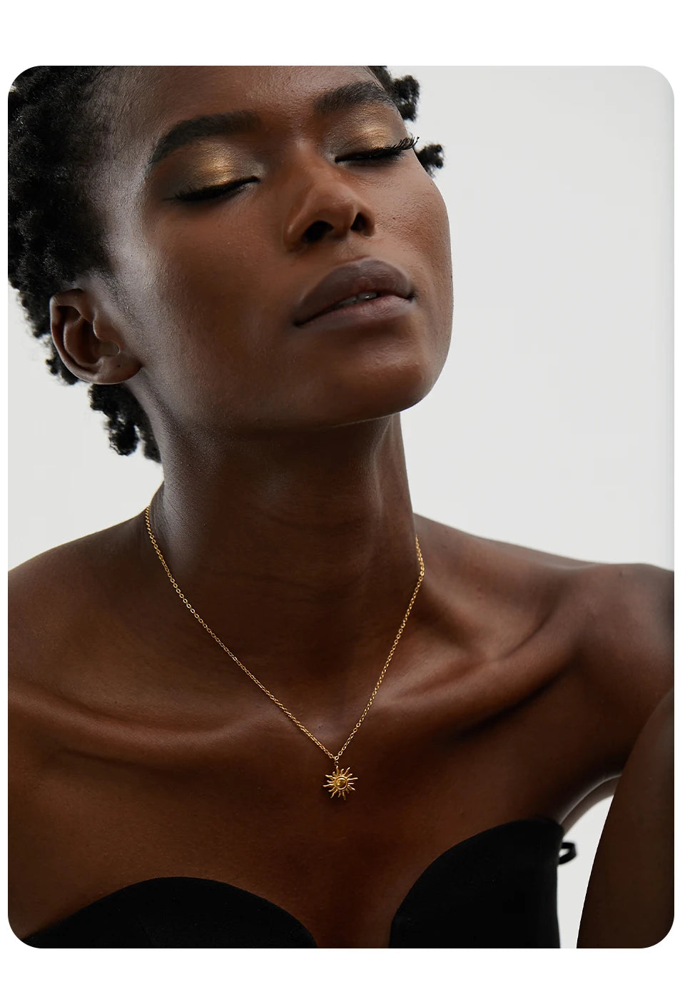 Sun geometric necklace in gold-plated stainless steel.
