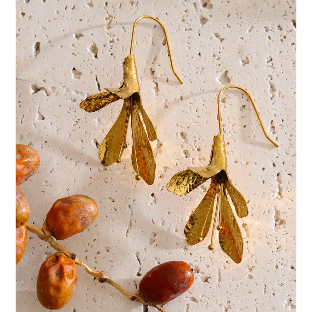Flower Earrings — Gold-Plated Stainless Steel · PS1373