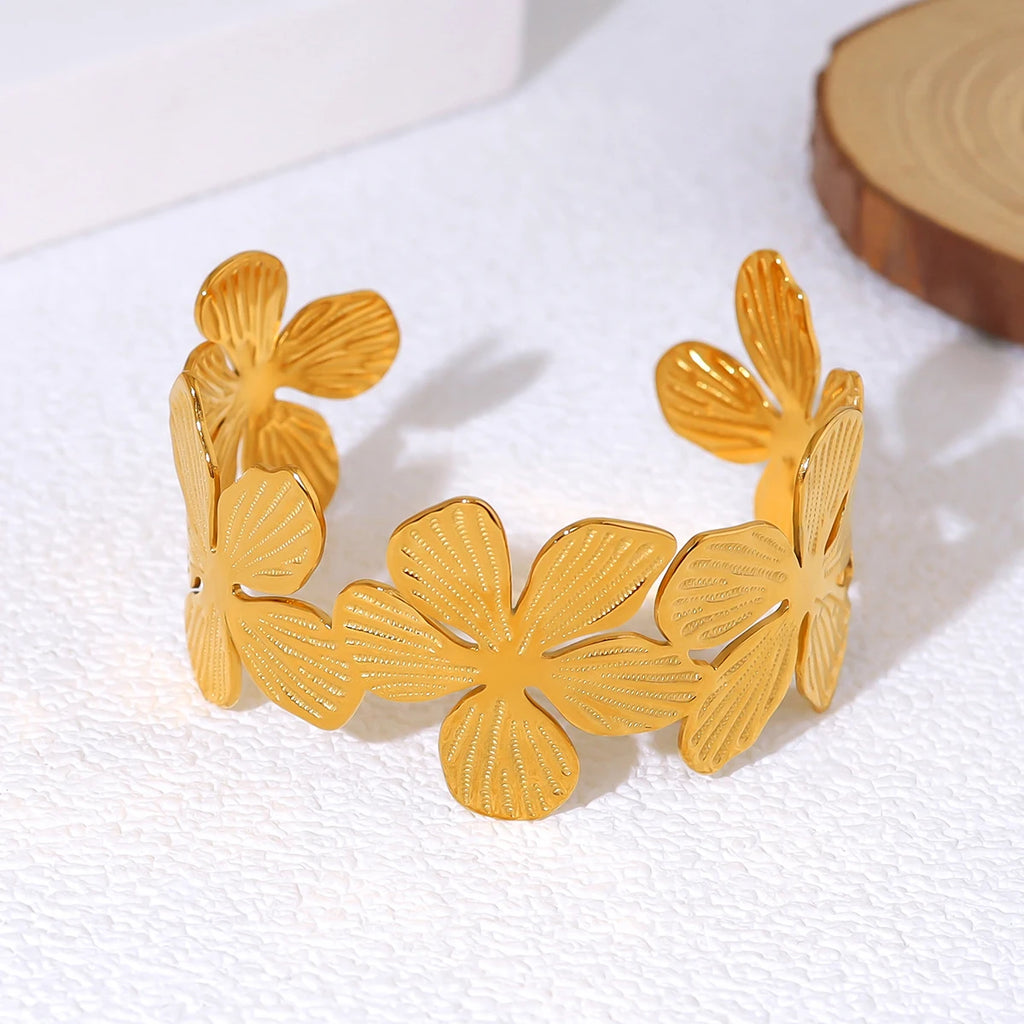 Floral Cuff Bracelet — 316L Stainless Steel · PS452