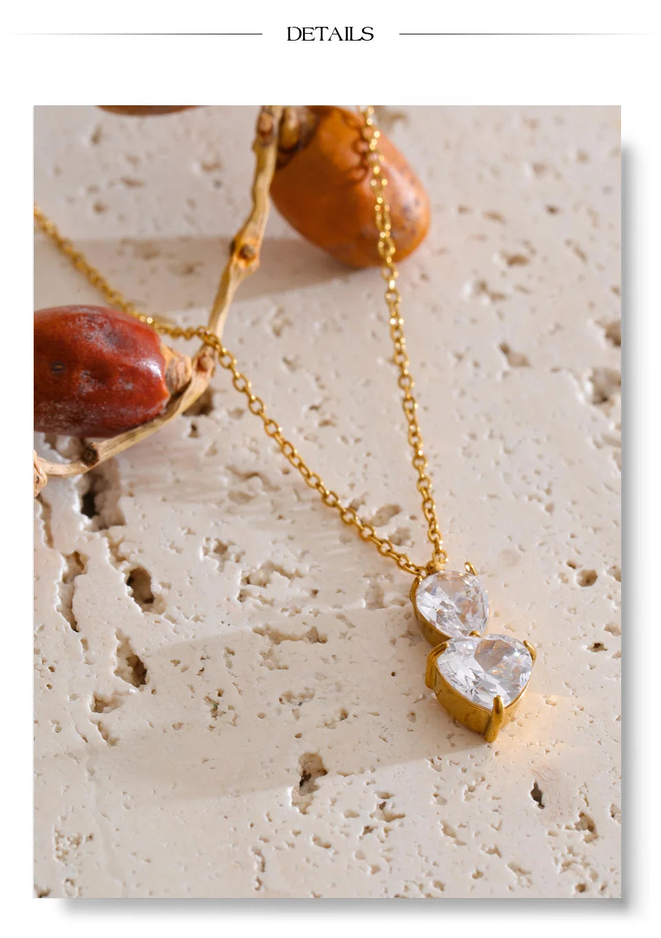 Cubic zirconia geometric necklace in gold-plated stainless steel with cubic zirconia.