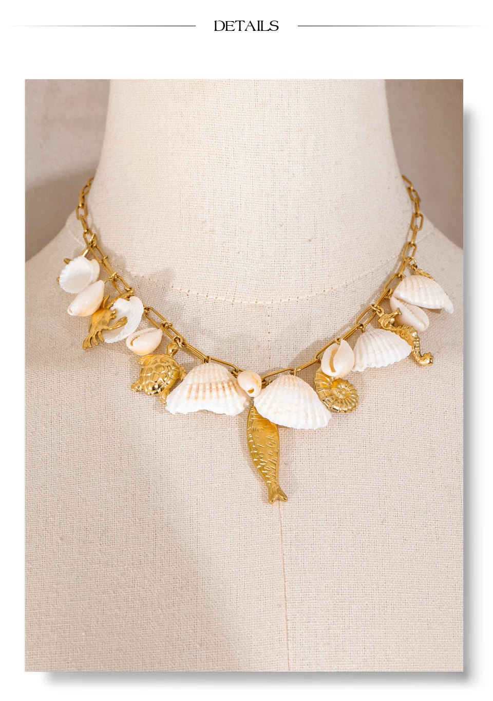 Shell geometric necklace in gold-plated stainless steel with shell.