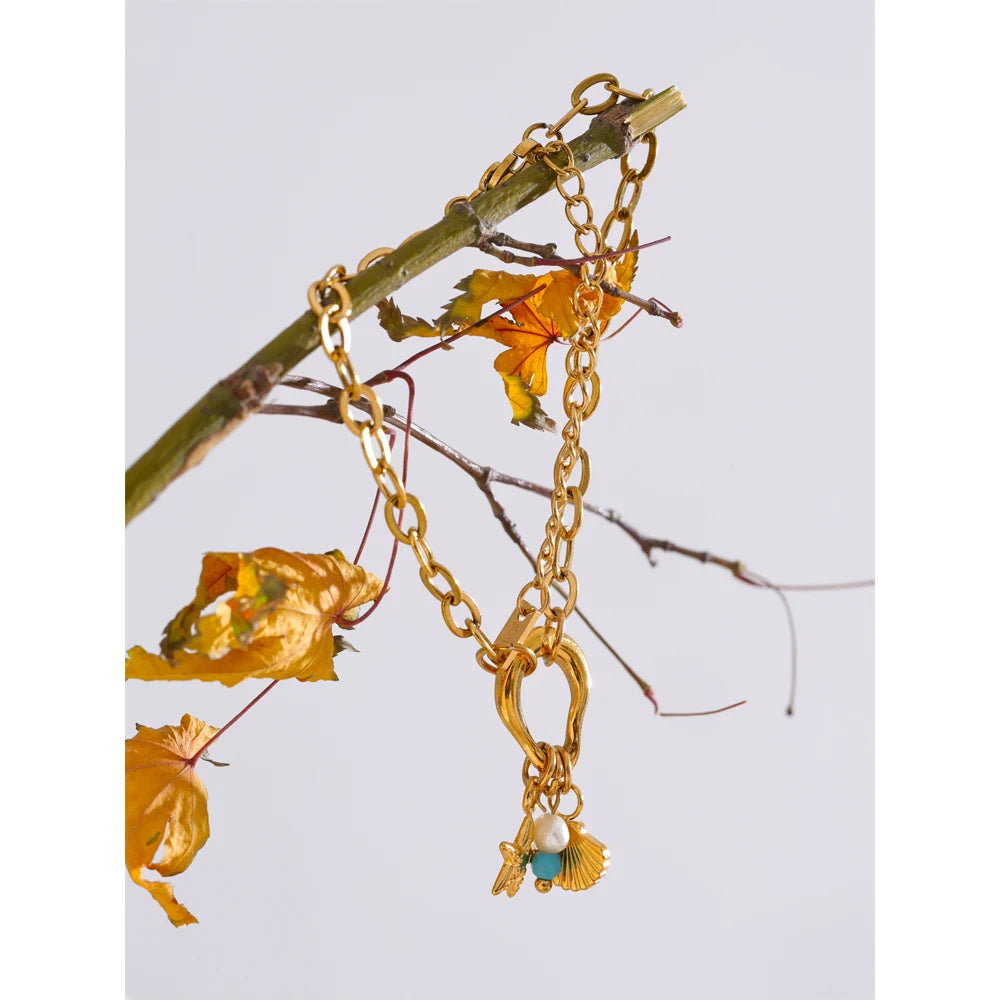Freshwater Pearl Geometric Chain Bracelet — Gold-Plated Stainless Steel with Freshwater Pearl · PS1874