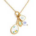 Flower necklace in gold-plated stainless steel.