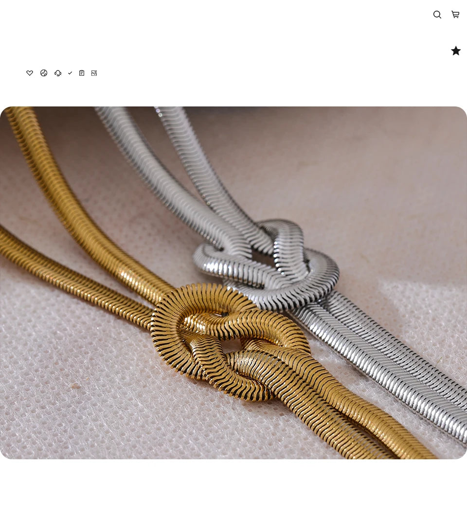 Snake geometric chain necklace in gold-plated stainless steel.