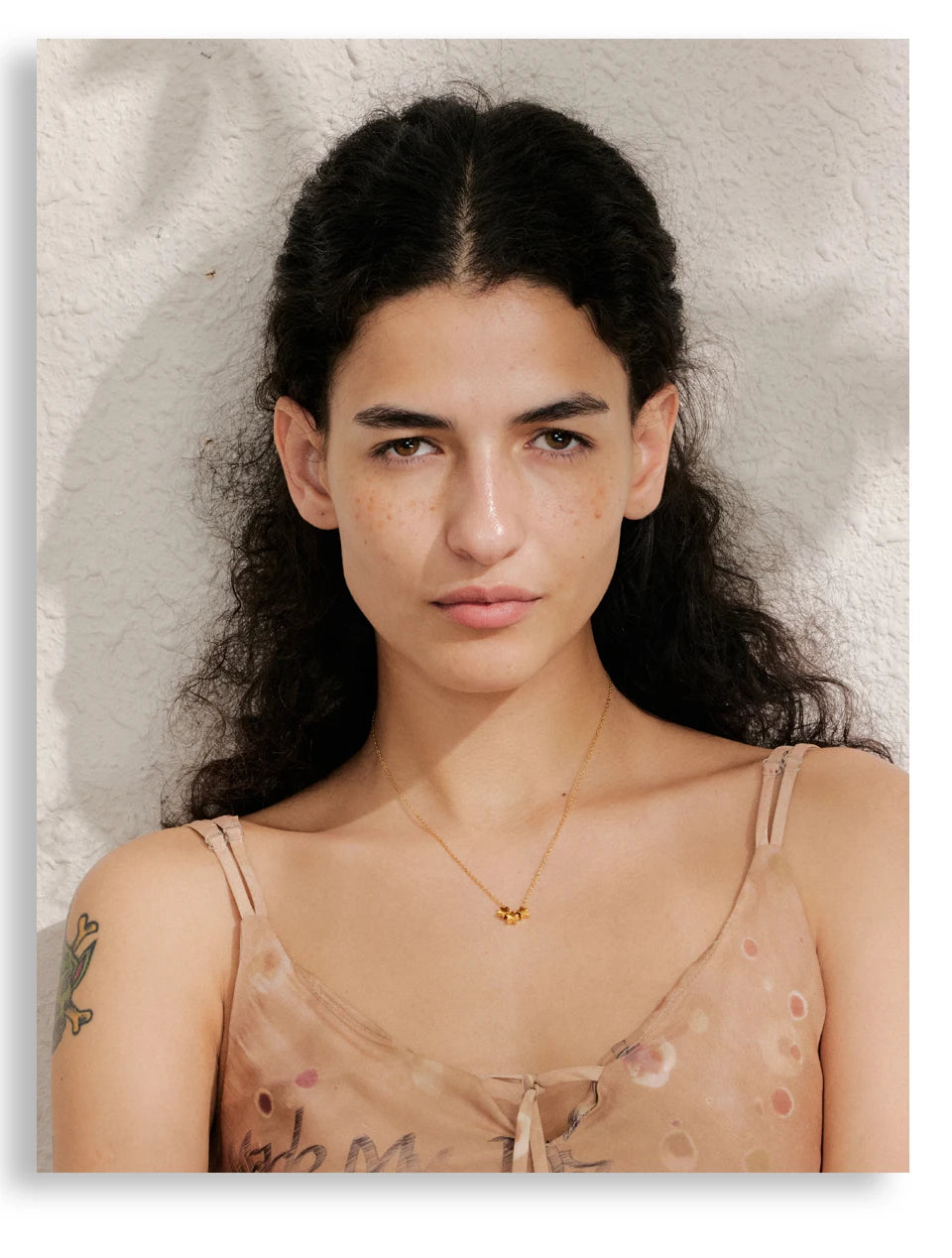 Star necklace in gold-plated stainless steel.