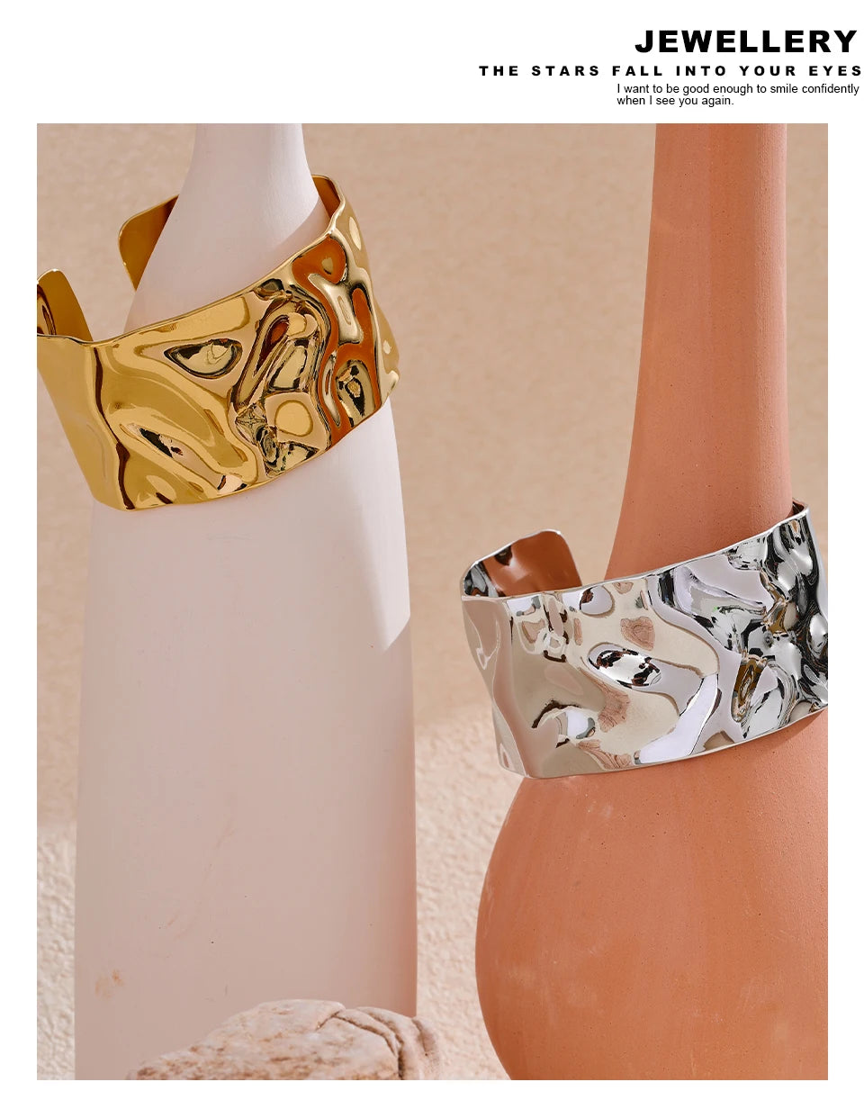 Geometric Bracelet — Gold-Plated Stainless Steel · PS2082