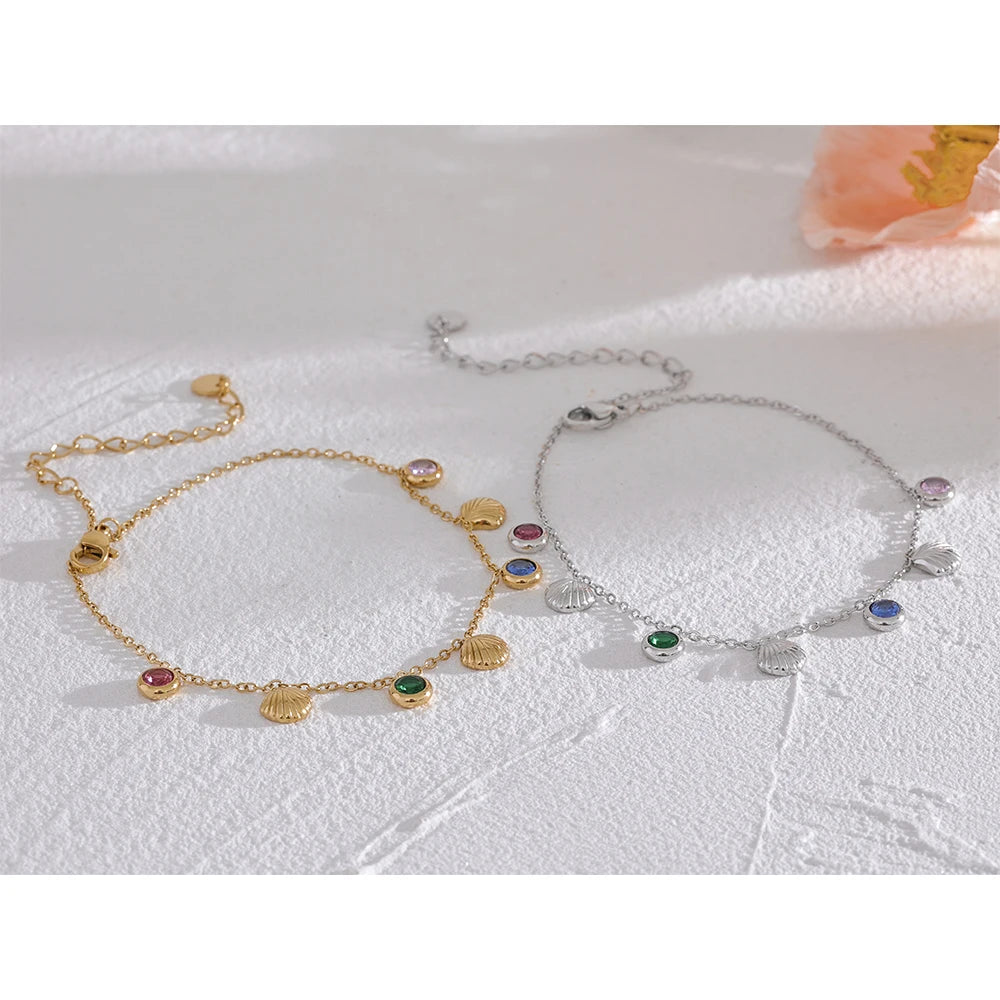 Cubic zirconia shell multi-color anklet in gold-plated stainless steel with cubic zirconia and shell.