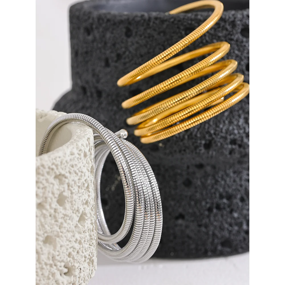 Geometric Bracelet — Gold-Plated Stainless Steel · PS2135