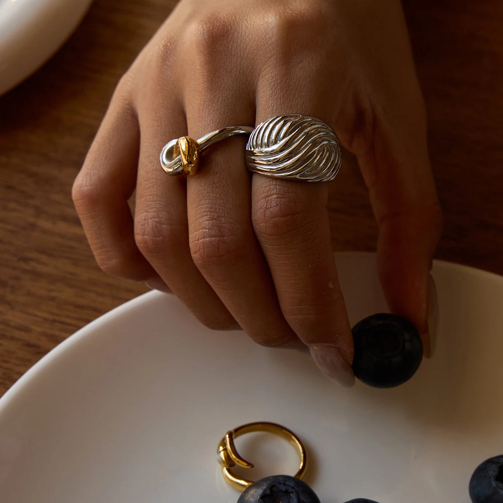 Two-Tone Shell Ring Stack — Stainless Steel · PS270