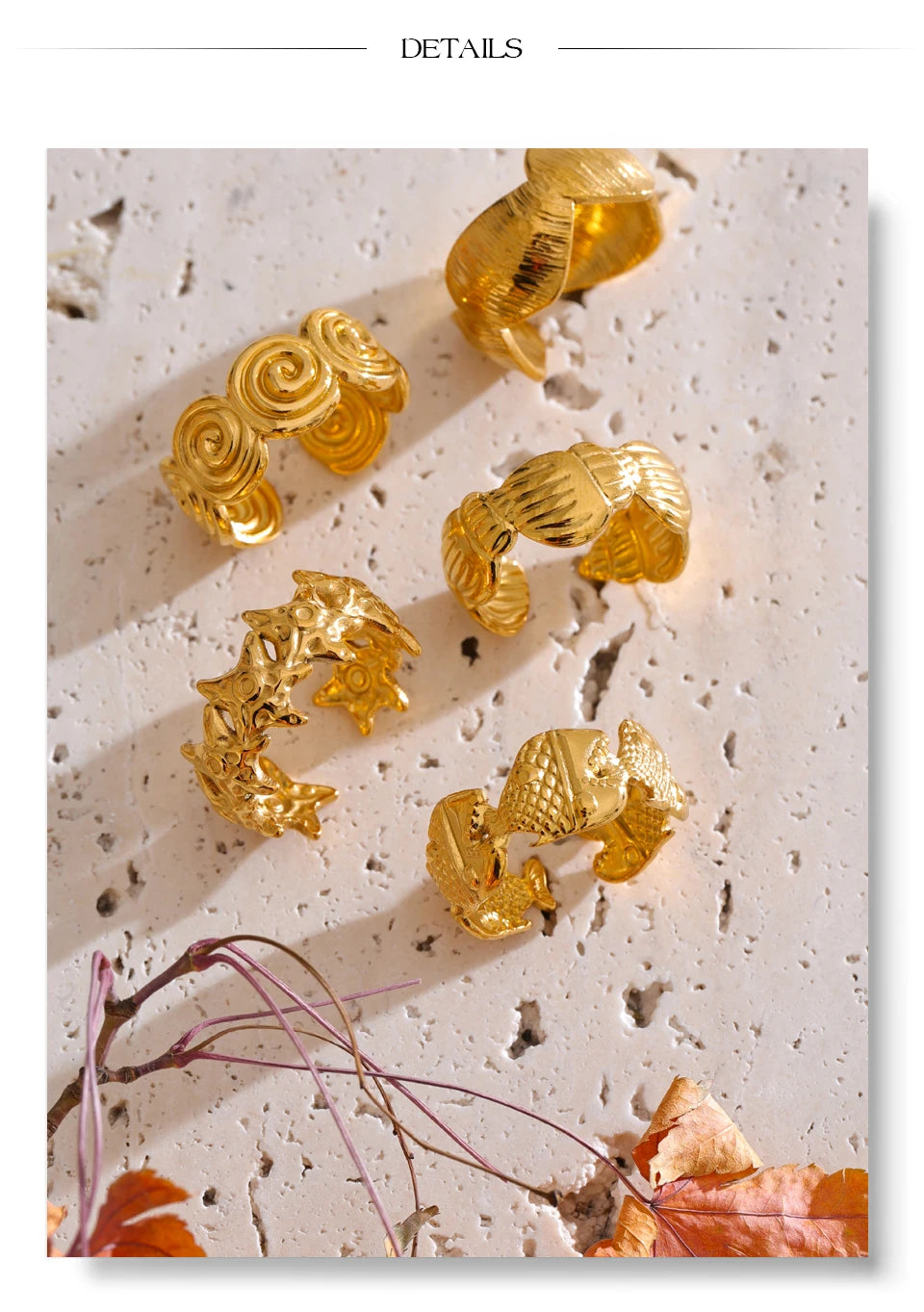 Shell geometric ring in 18K gold-plated stainless steel with shell.
