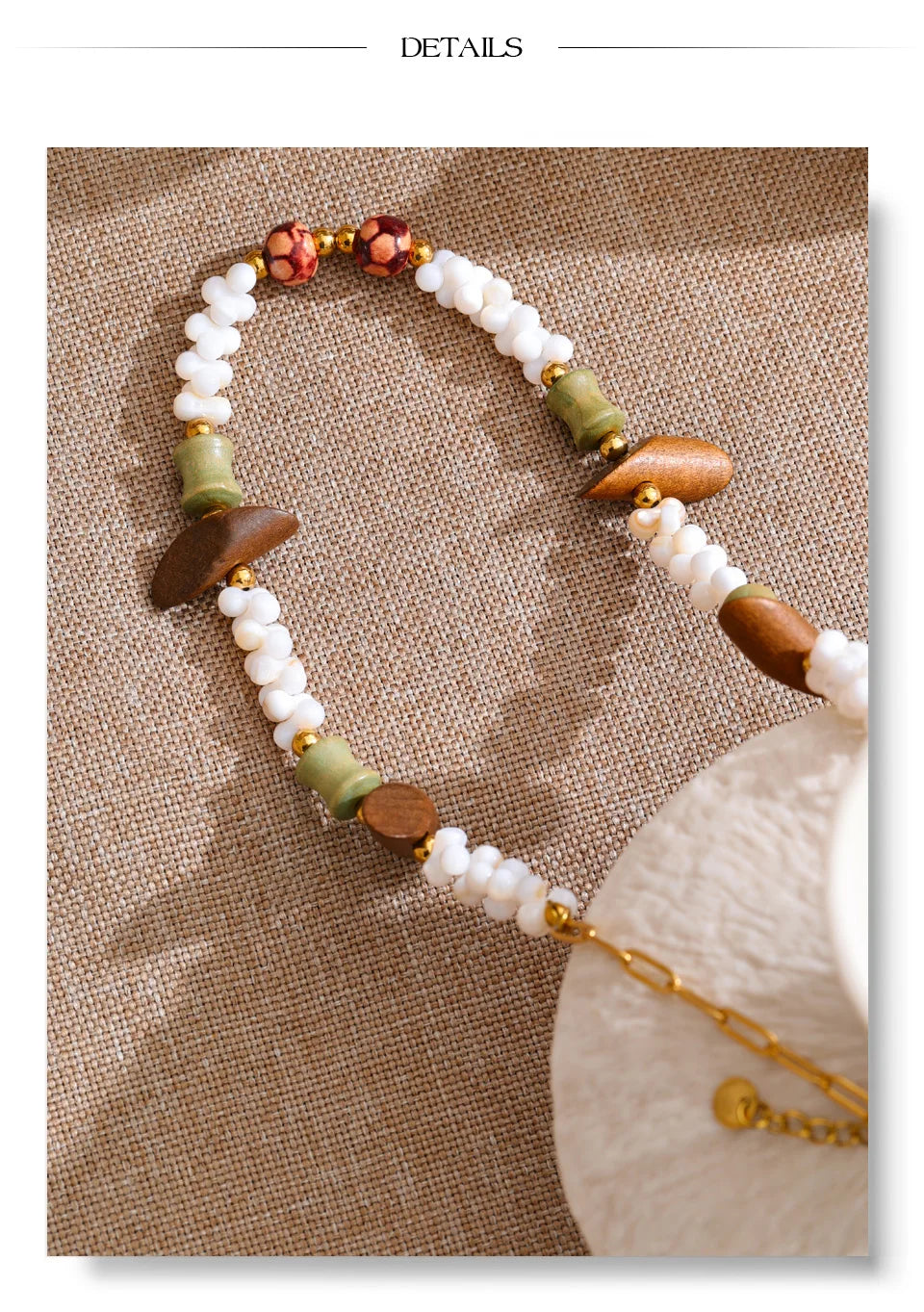 Shell beaded geometric necklace in gold-plated stainless steel with shell.