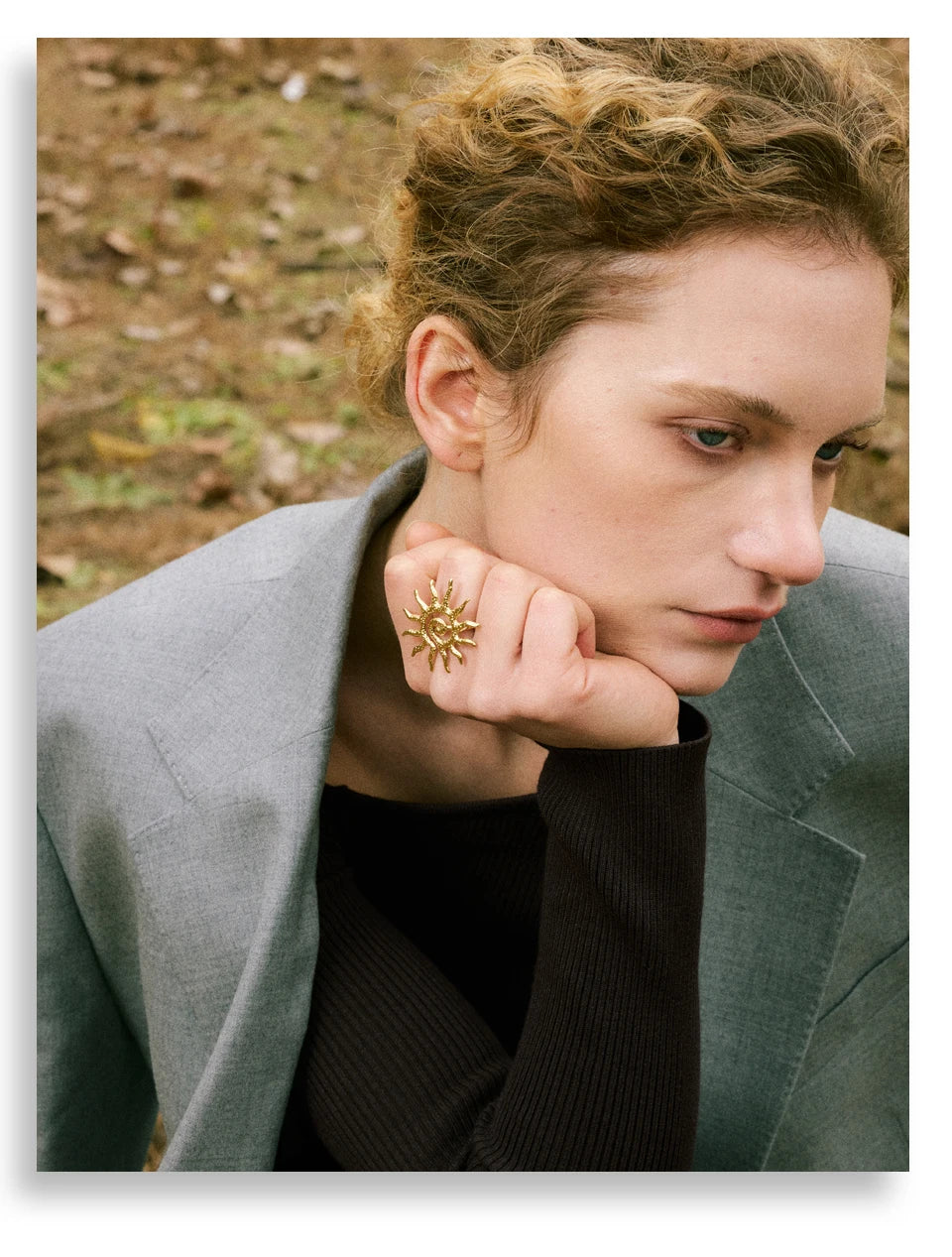 Sun geometric ring in 18K gold-plated stainless steel.