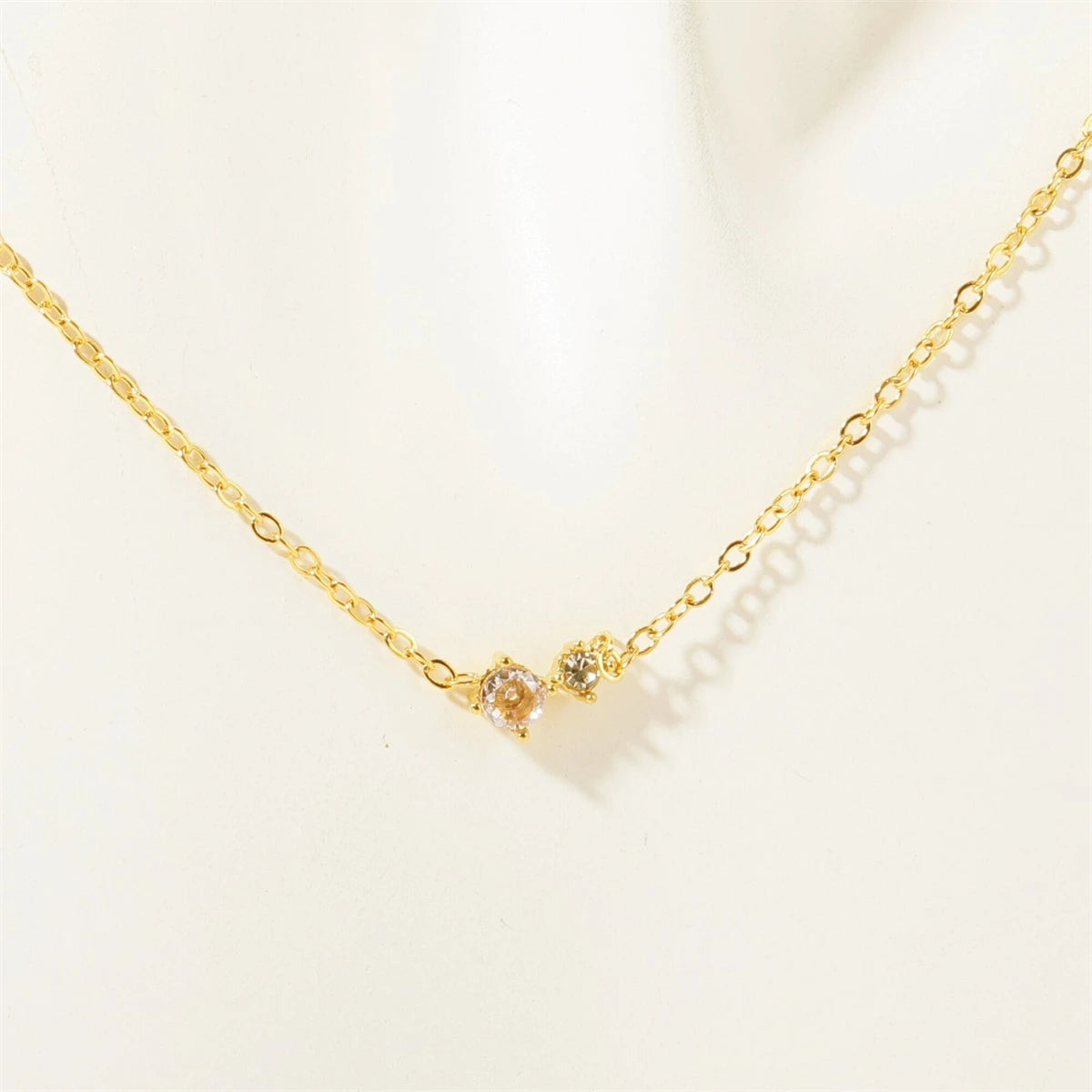 Titanium Steel 12 Birthday Stone Zircon Vintage Art Necklace Collar Chain High Color Protection 18K Gold Plated Necklace