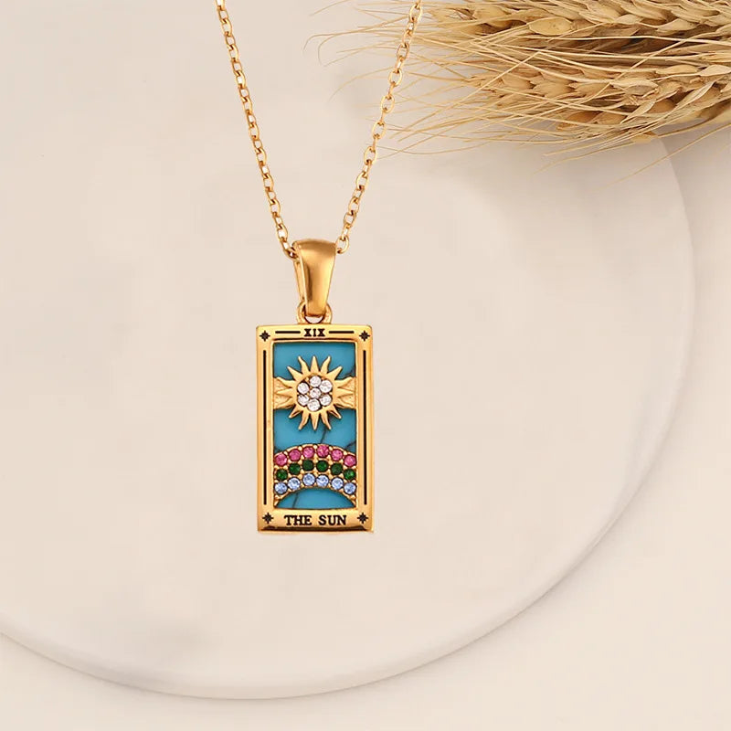 Zirconia Tarot Card Necklace Classic Tarot Queen Lover Magician Moon Wealth Amulet Stainless Steel Jewelry