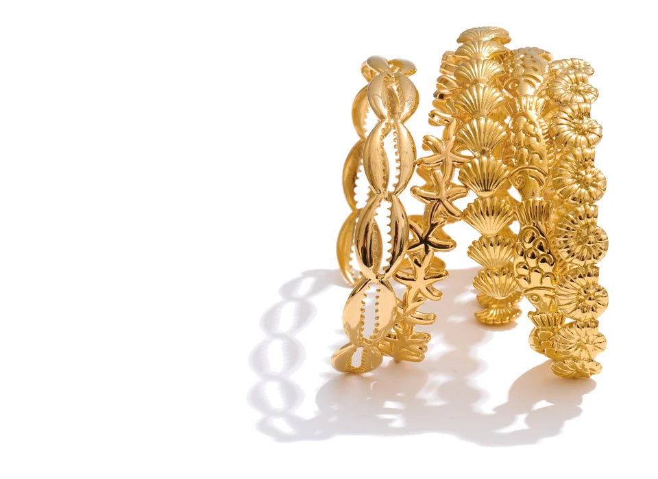 Shell Star Geometric Bracelet — Gold-Plated Stainless Steel with Shell · PS2123