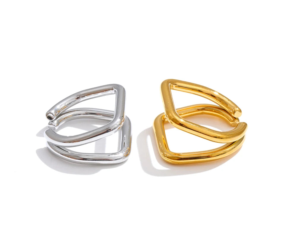 Geometric ring in 18K gold-plated stainless steel.
