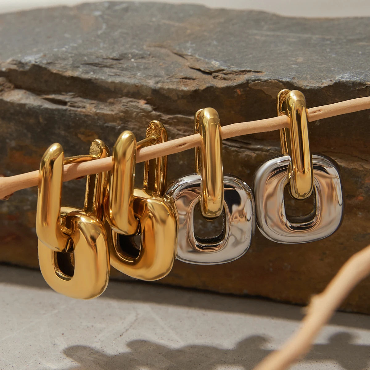 Two-Tone Link Hoop Earrings — Stainless Steel · PS088