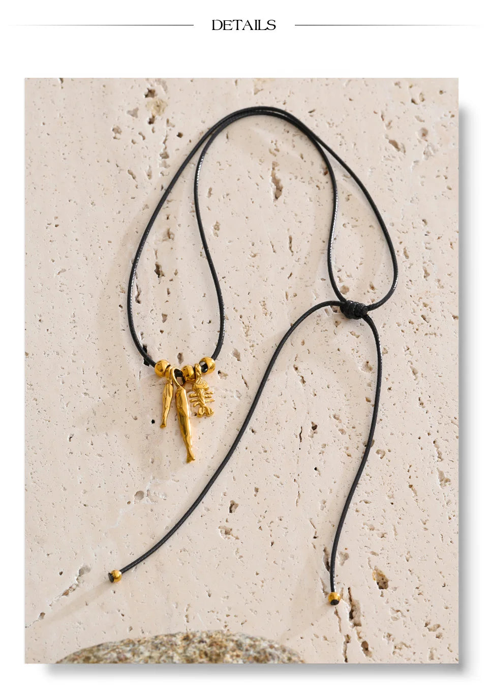 Geometric chain necklace in gold-plated stainless steel.