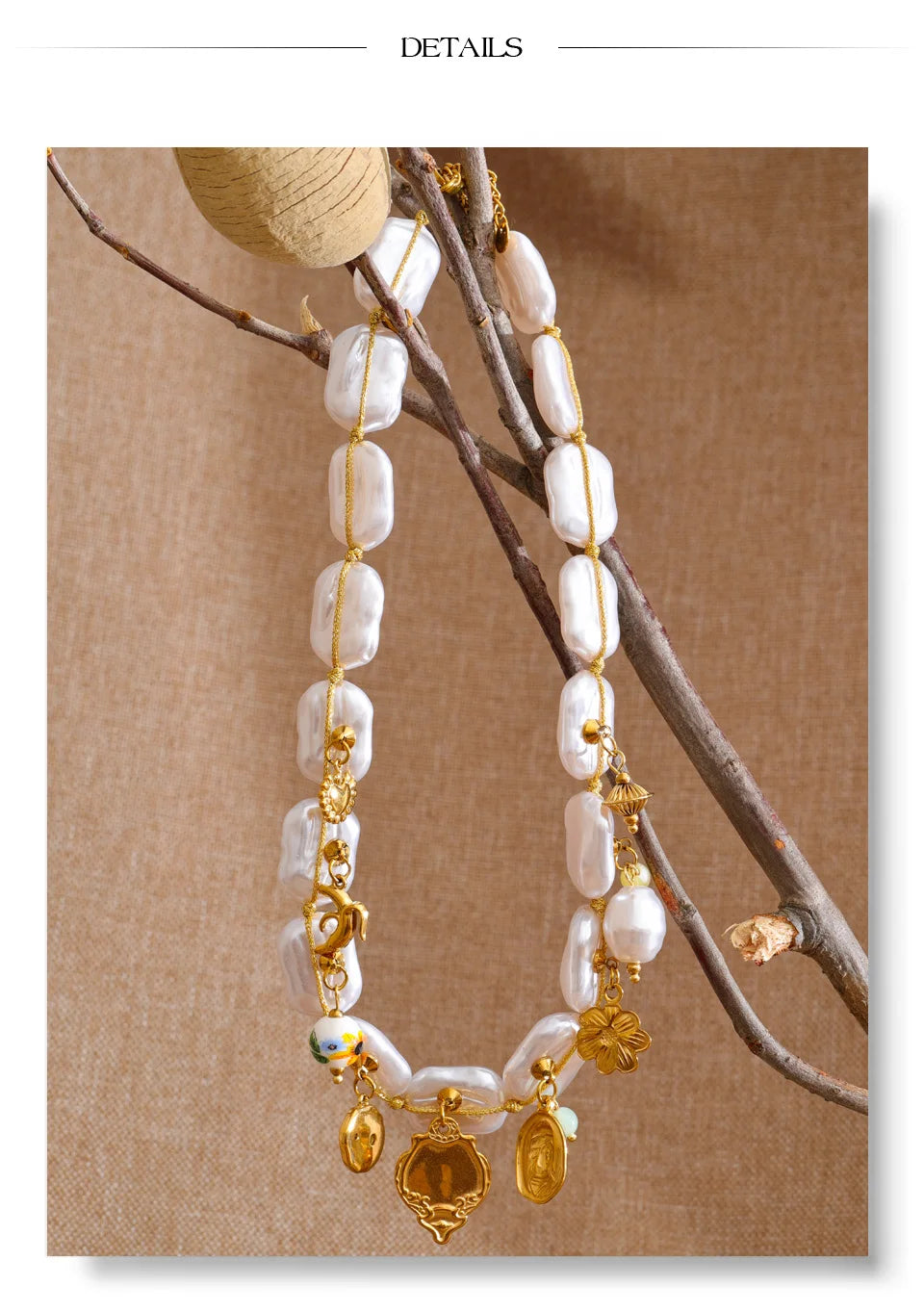 Pearl heart flower necklace in gold-plated stainless steel with pearl.