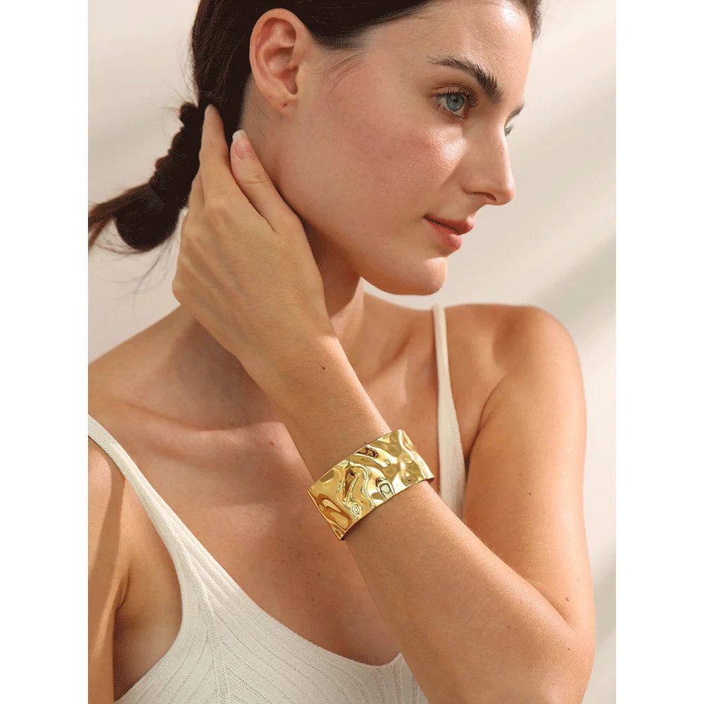 Geometric Bracelet — Gold-Plated Stainless Steel · PS2082