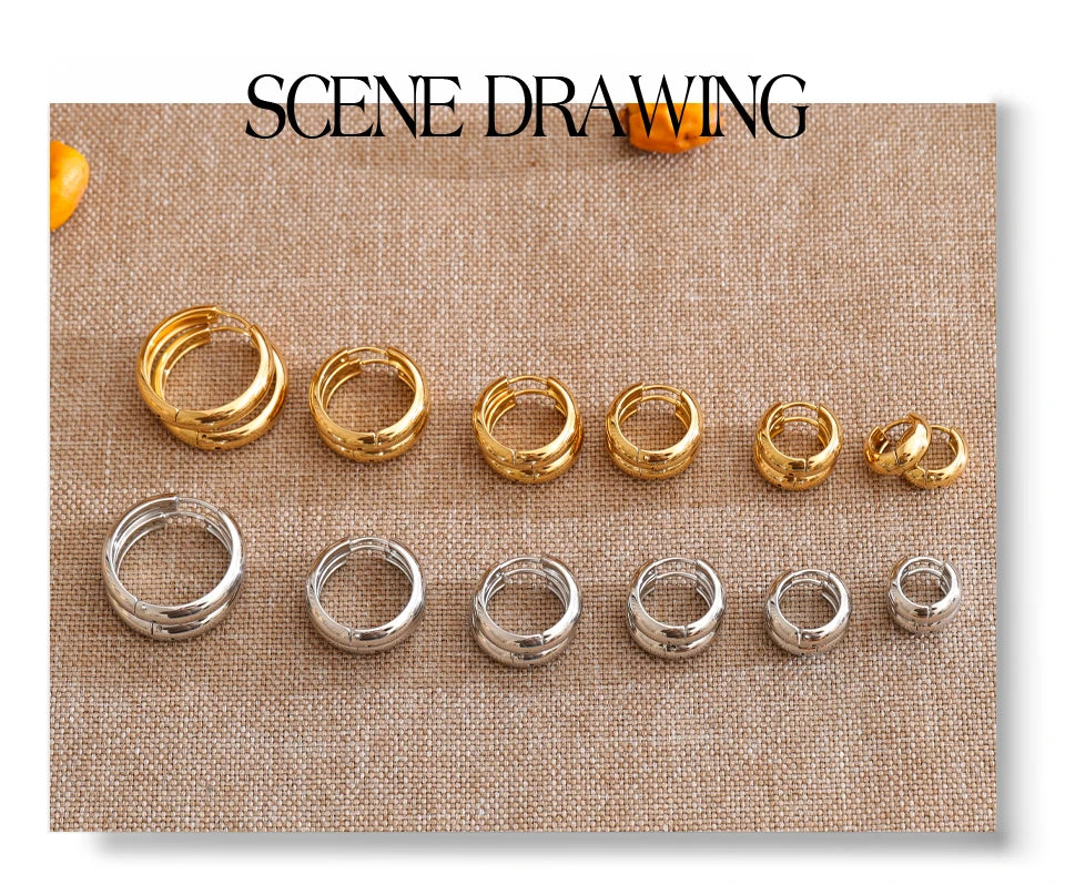 Geometric earrings in gold-plated stainless steel.