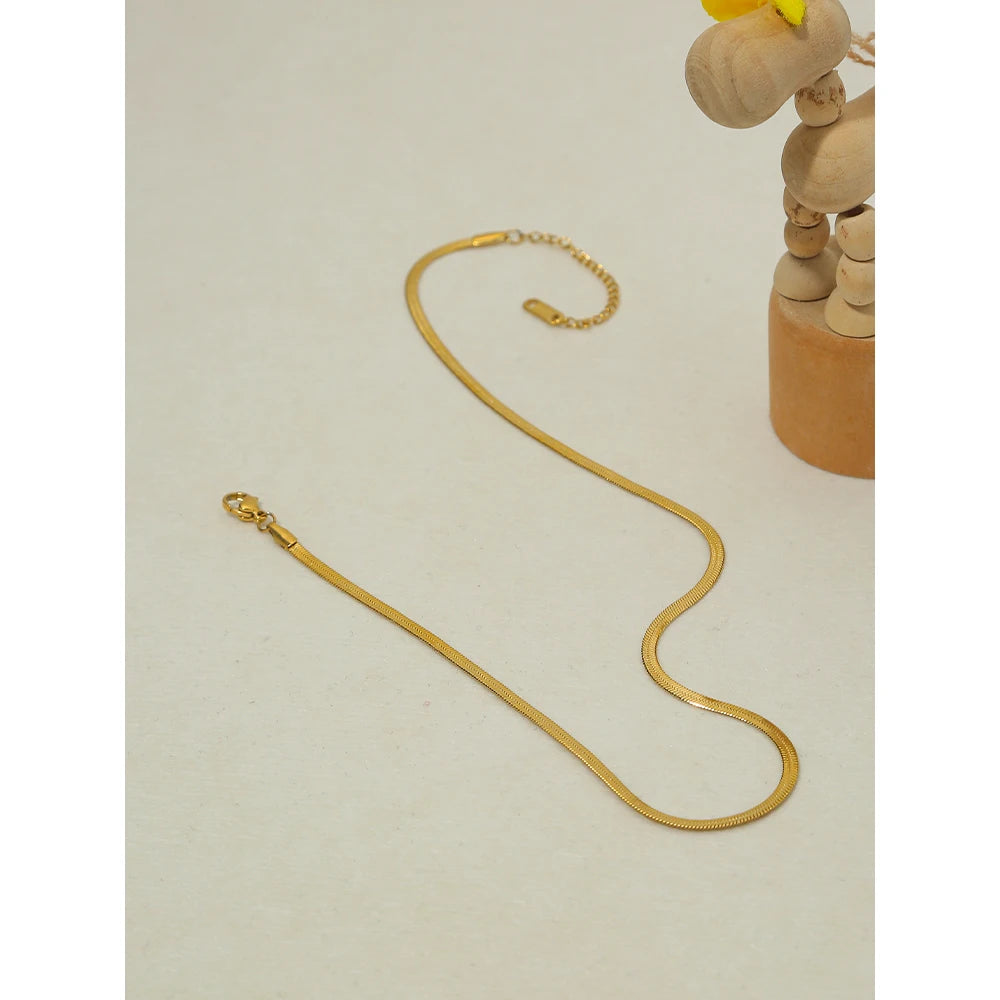 Snake Chain Choker Necklace Lock Charm — 316L Stainless Steel · PS449