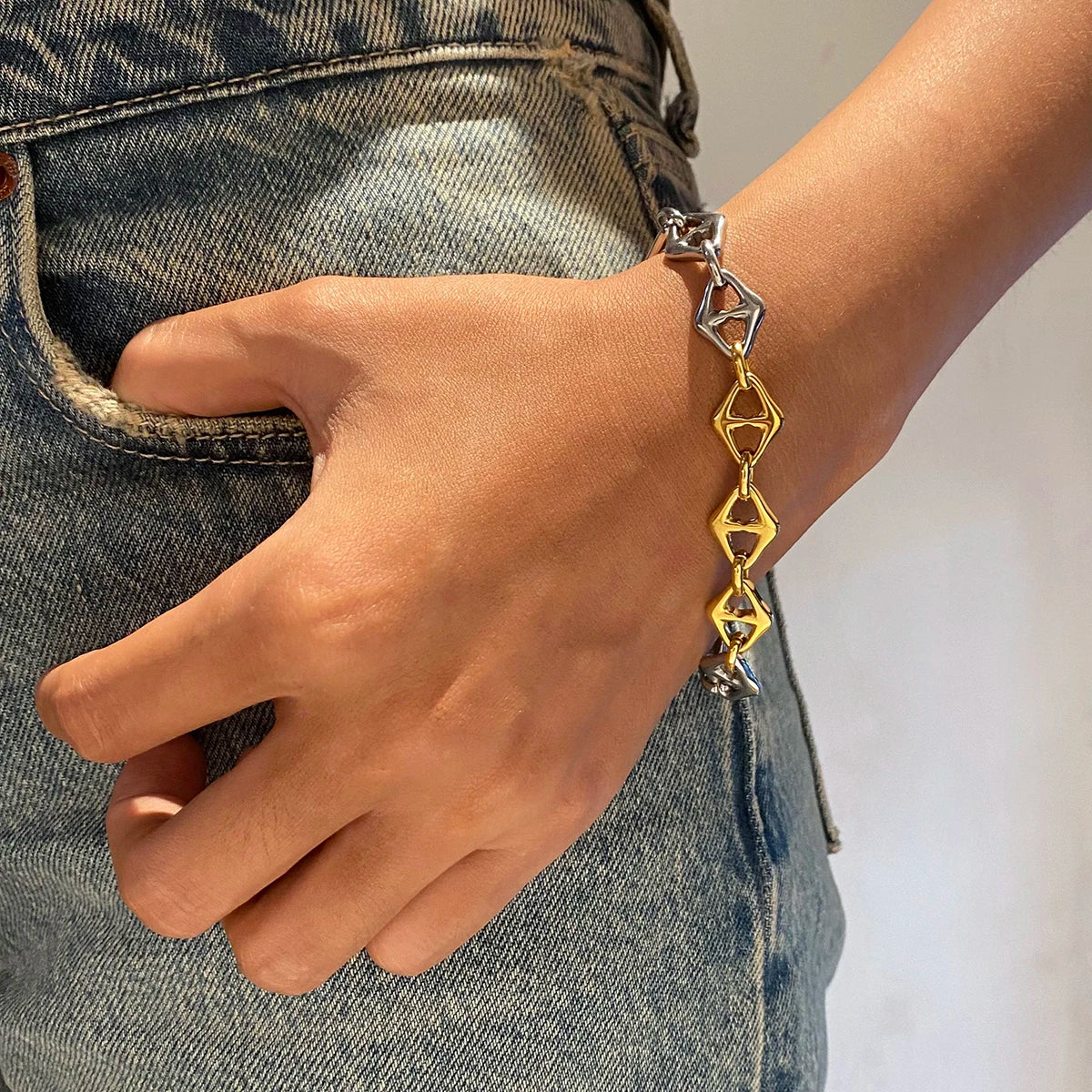 Twisted Chain Bracelet — Stainless Steel · PS352