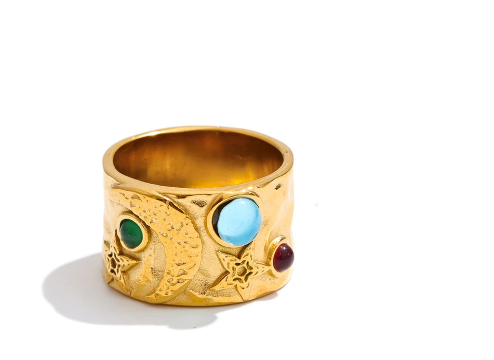 Glass star moon ring in 18K gold-plated stainless steel.