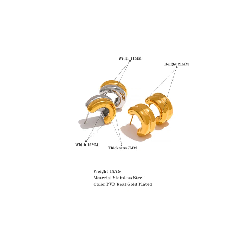 Minimalist geometric earrings in gold-plated stainless steel.