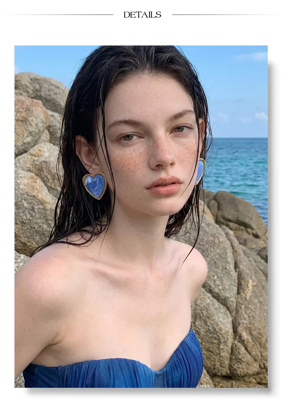 Resin acrylic heart earrings in gold-plated stainless steel with resin and acrylic.