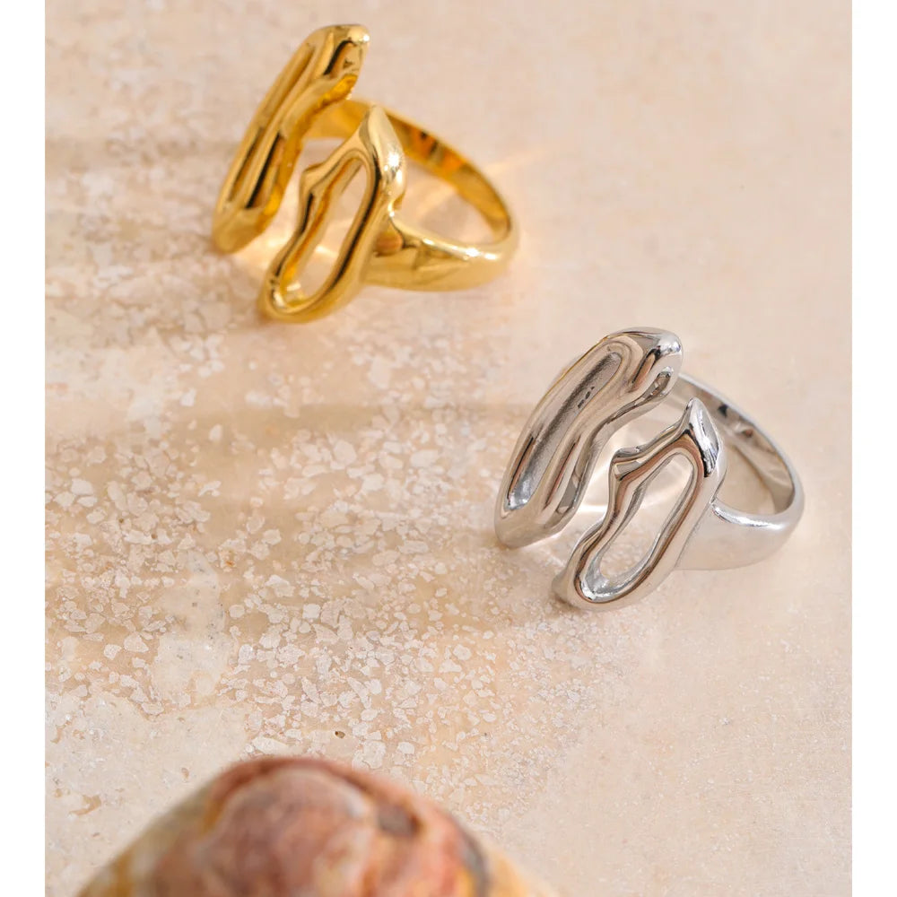 Geometric ring in gold-plated stainless steel.