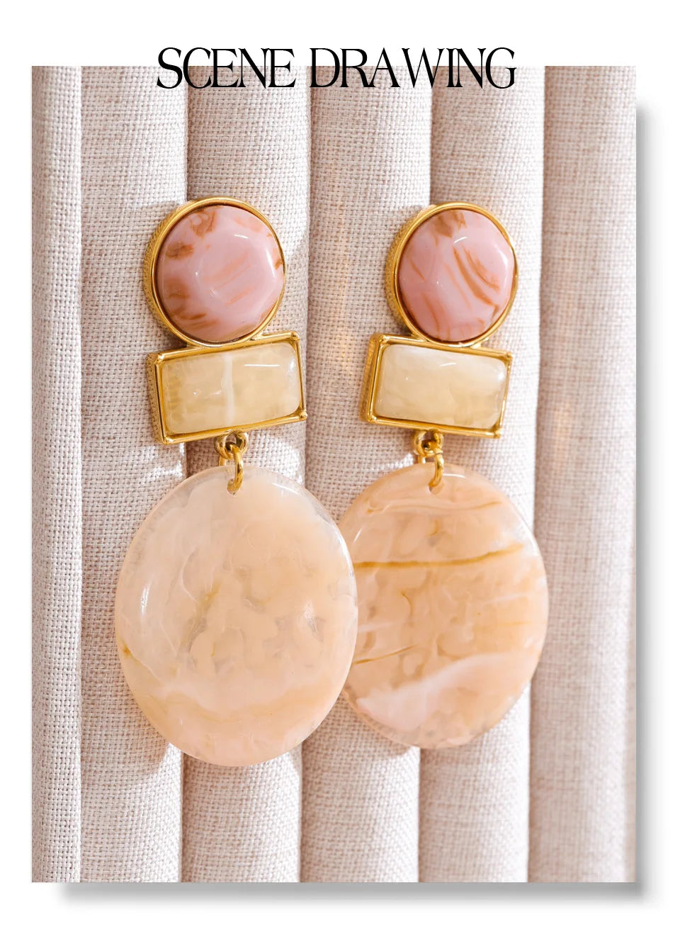 Resin geometric earrings in gold-plated stainless steel with resin.