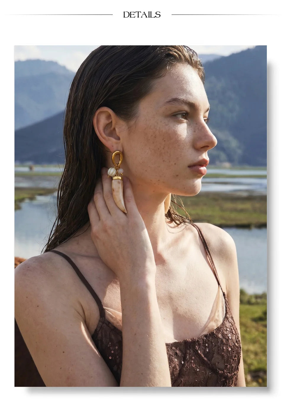 Resin acrylic geometric earrings in gold-plated stainless steel with resin and acrylic.