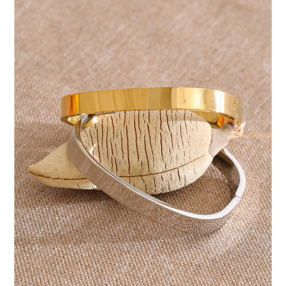 Geometric Bracelet — Gold-Plated Stainless Steel · PS1080