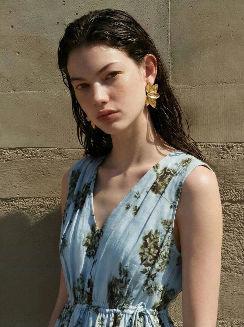 Flower Earrings — Gold-Plated Stainless Steel · PS1717