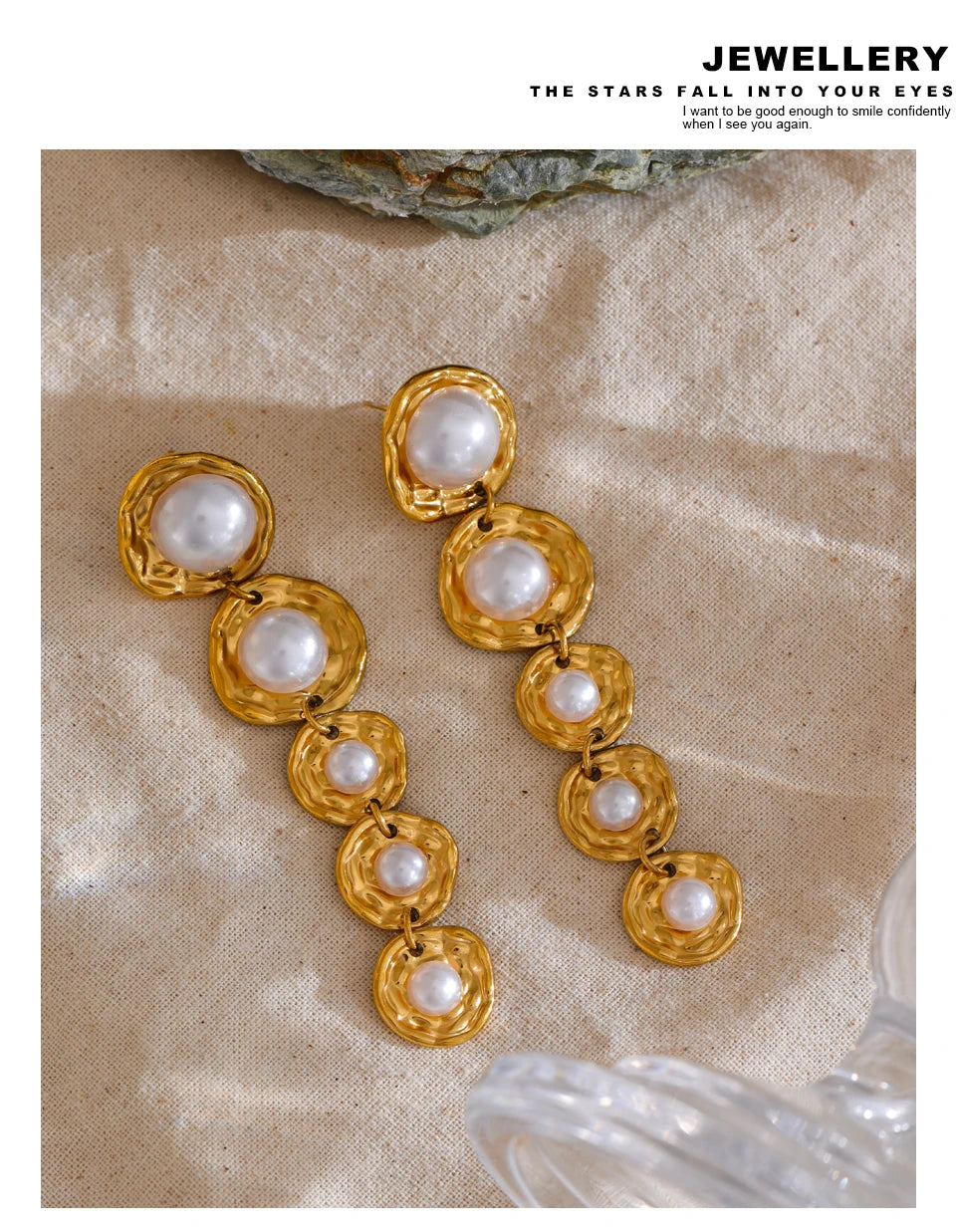 Pearl geometric earrings in gold-plated stainless steel with pearl.